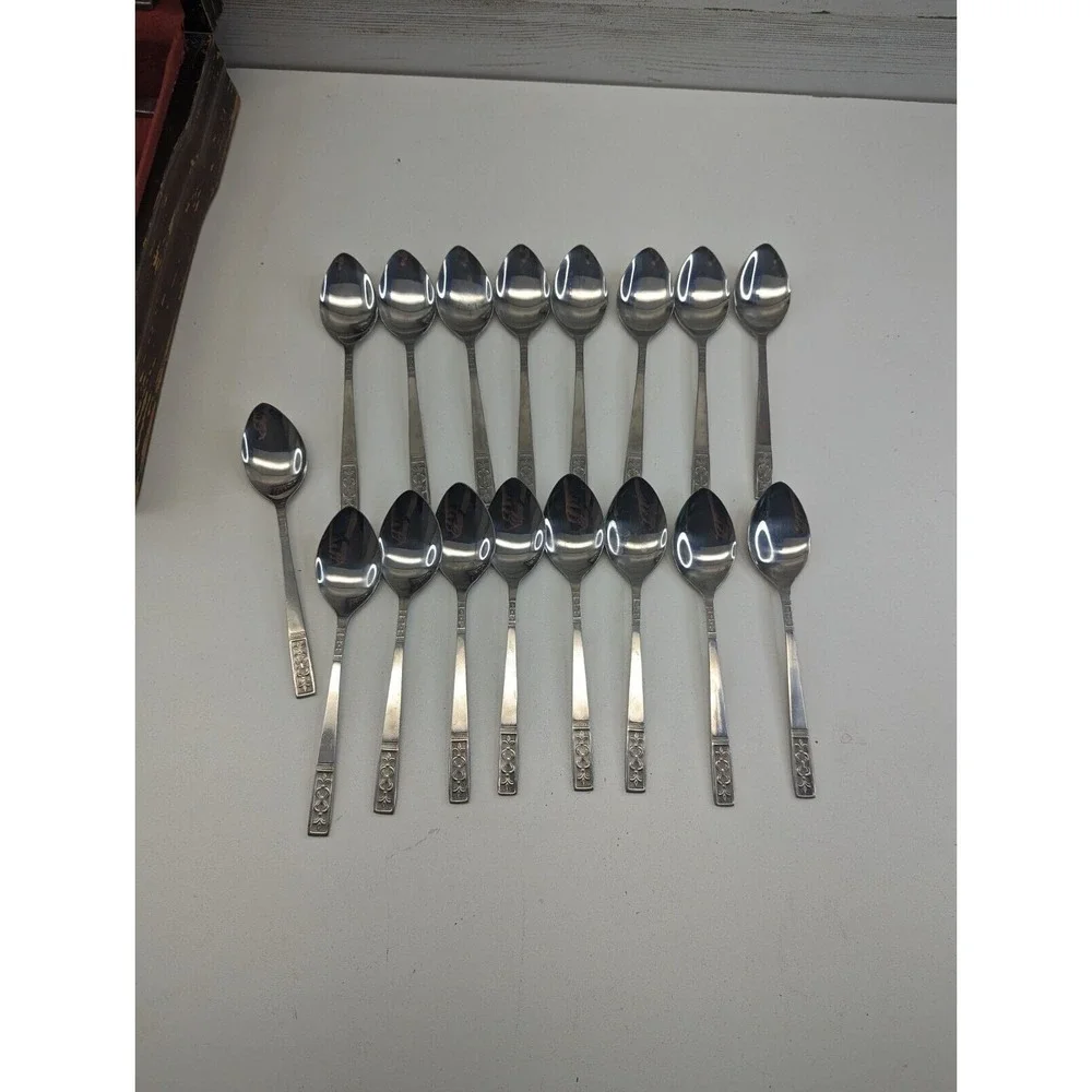 Customcraft CUS3 Stainless Fleur De Lis 78 Pieces‎ Large Set Incomplete